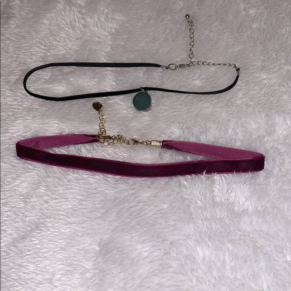 Set of necklaces.